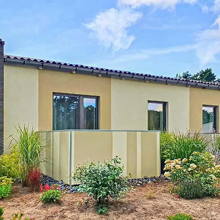 2 Bedroom Stunning In *
